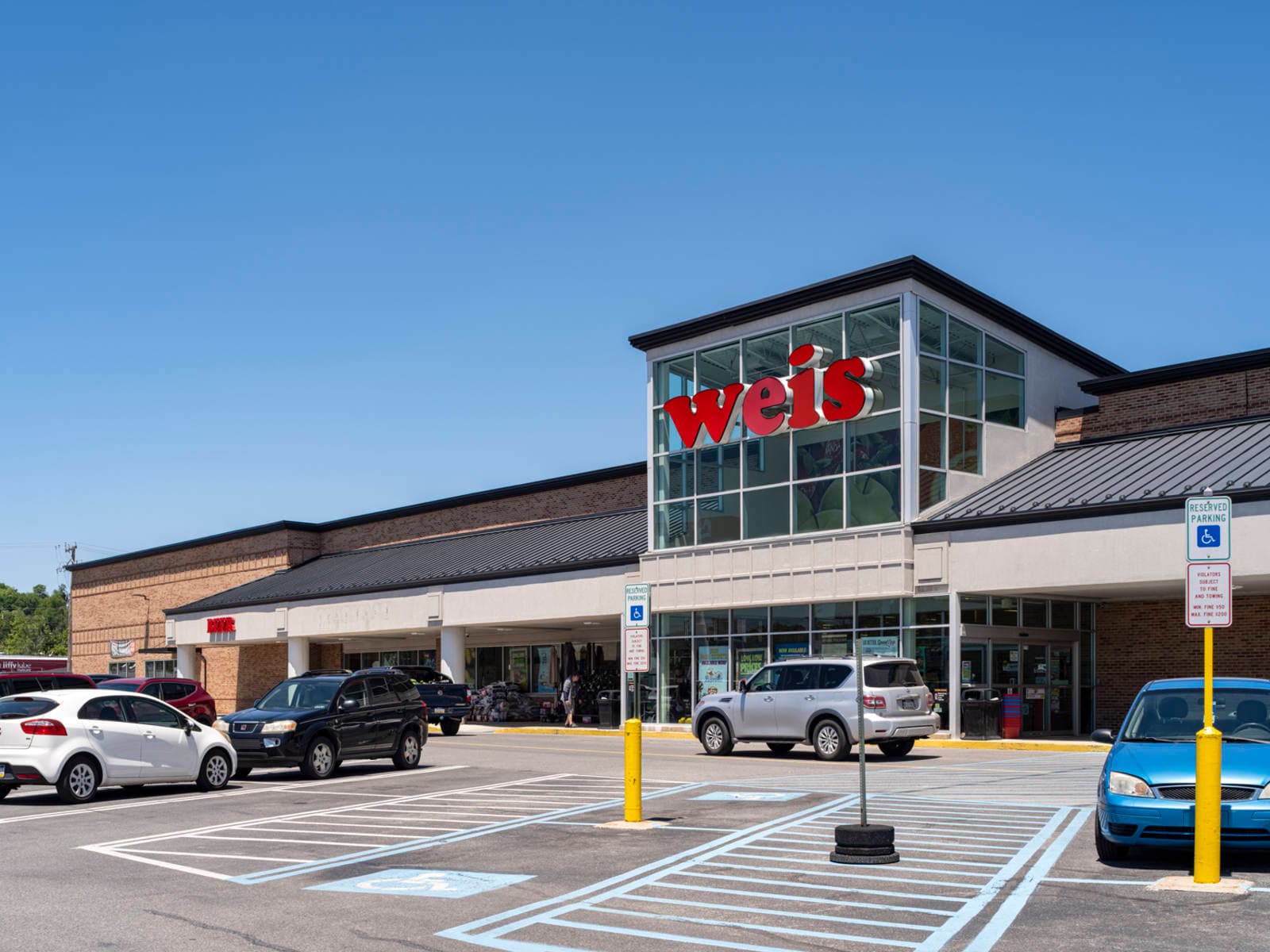 Park Hills Plaza