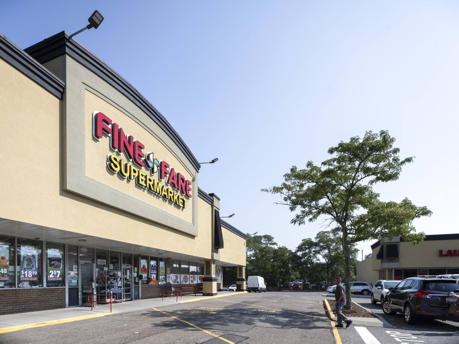 Roanoke Plaza