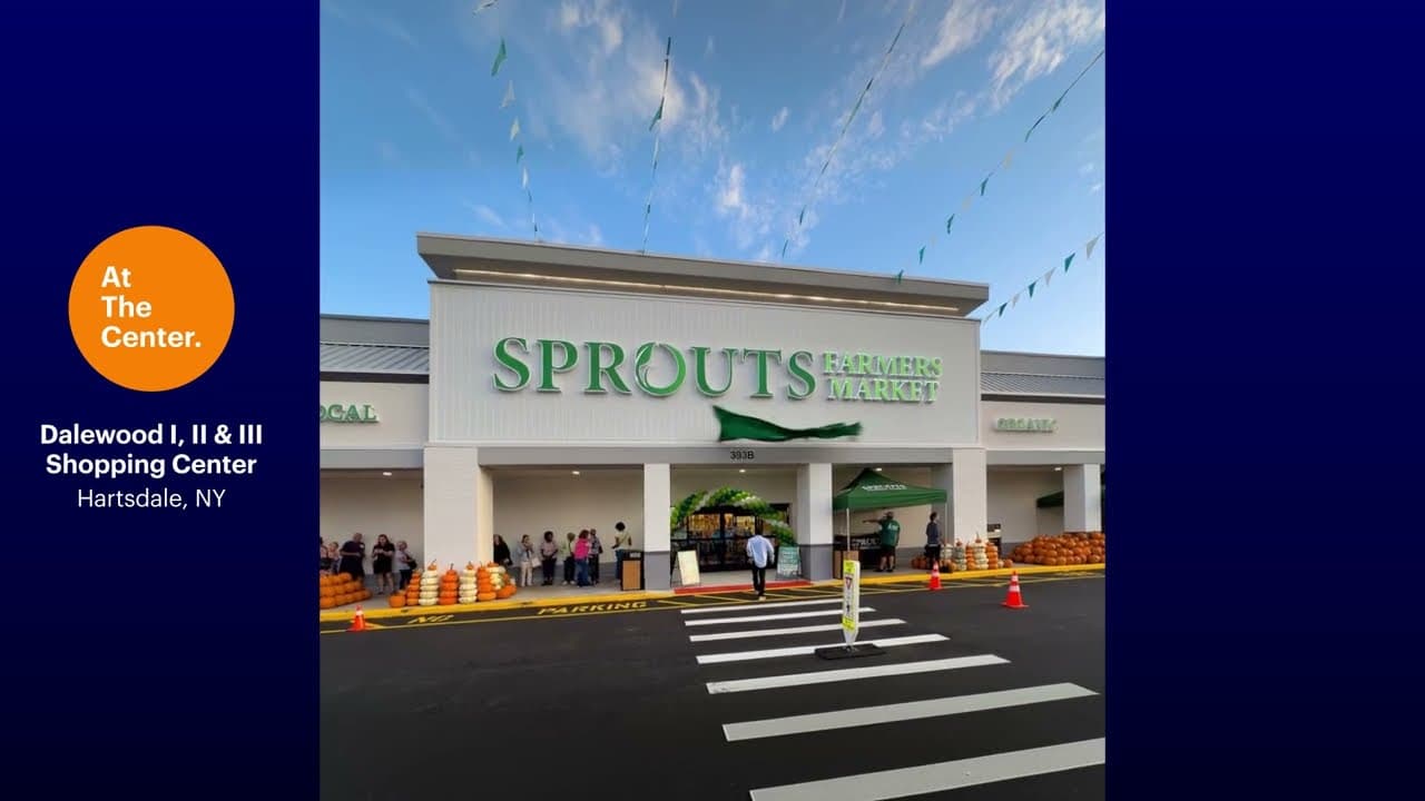 Sprouts Farmers Market Opens at Dalewood