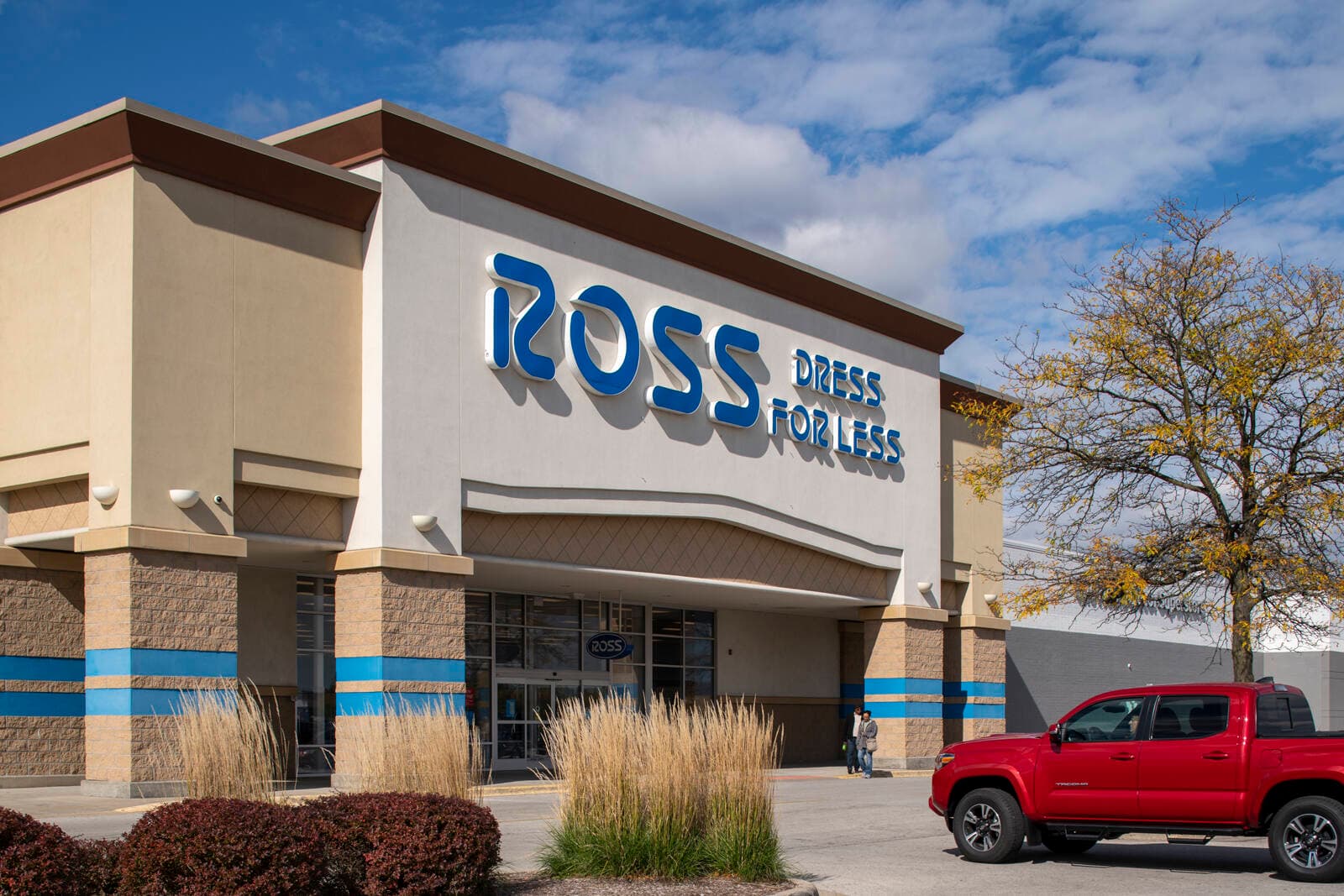 Rivercrest Shopping Center