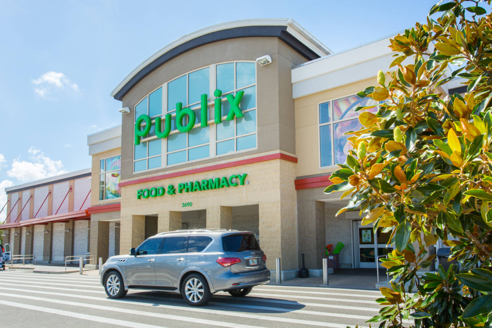 Silver SUV in front of Publix at Sarasota Village Shopping Center