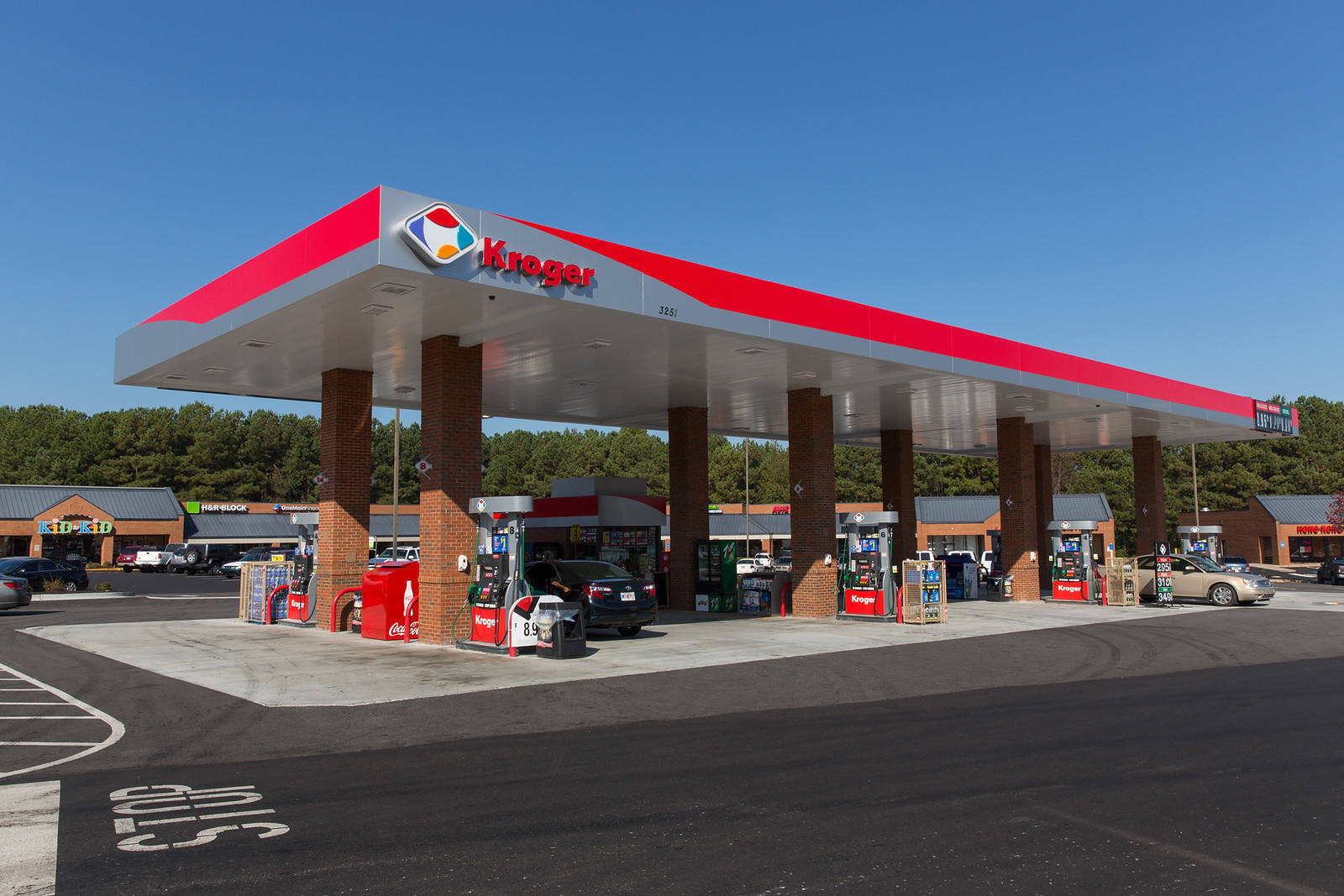 Exterior of Kroger Fuel at Park Plaza shopping center